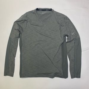 Nike tour performance golf sweater v neck